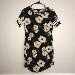 Rue 21 | Floral Dress